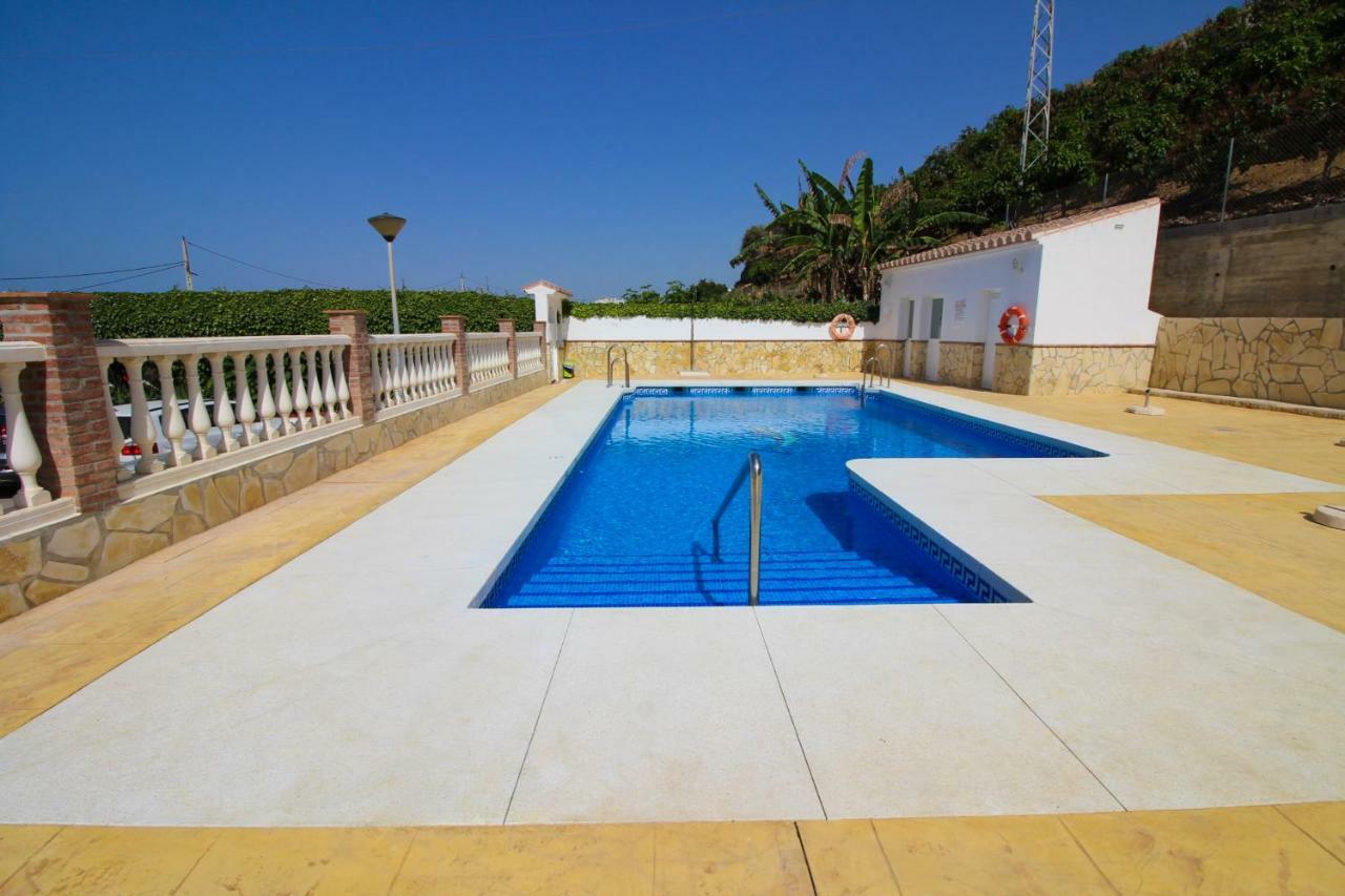 Holidays And Family Apartment Mezquitilla Exterior photo